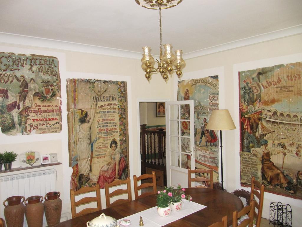 Domaine La Rose Bed and Breakfast Caylus Exteriör bild