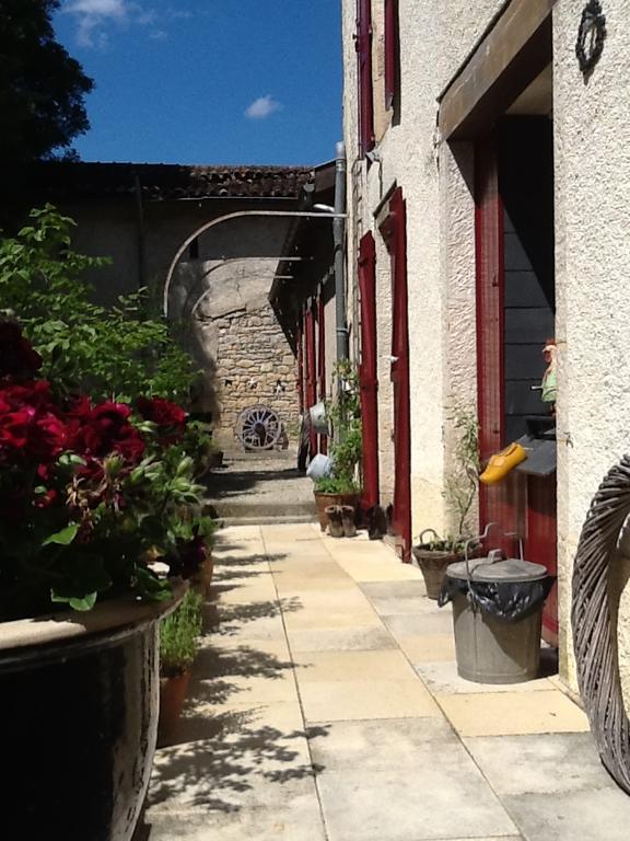 Domaine La Rose Bed and Breakfast Caylus Exteriör bild