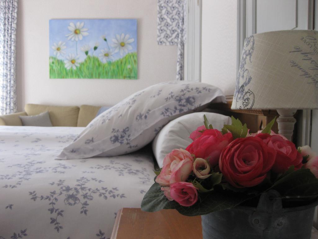 Domaine La Rose Bed and Breakfast Caylus Exteriör bild